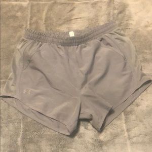 Light gray under Armour fly-by shorts